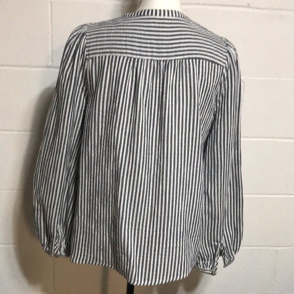 Universal Thread Blouse Sm - Picture 5 of 6